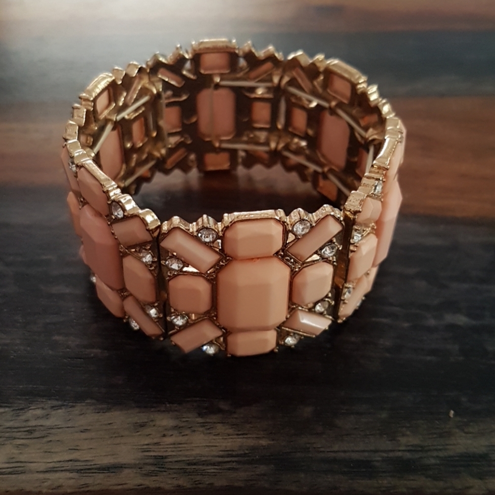 STRETCH NUDE GOLD AND CRYSTAL ENAMELD BRACELET